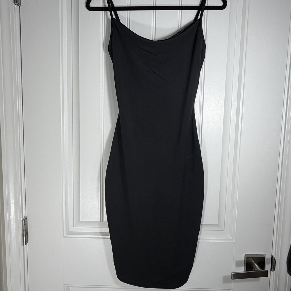 MRT 1030 Women's Small Black Spaghetti Strap Bodycon Midi Slip Dress